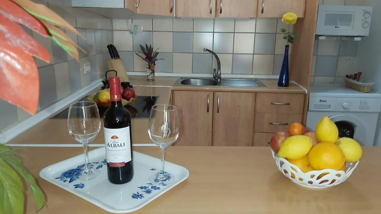 330 - Edf Aguamarina - Vacation Rental Home In The Coast Line Of Golf Del Sur San Miguel de Abona